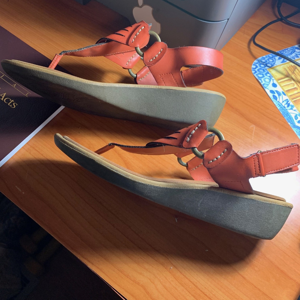 Clark Sandals - Picture 2 of 4